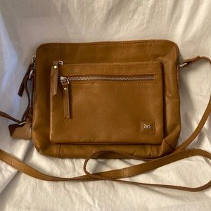 Tan Leather crossbody bag